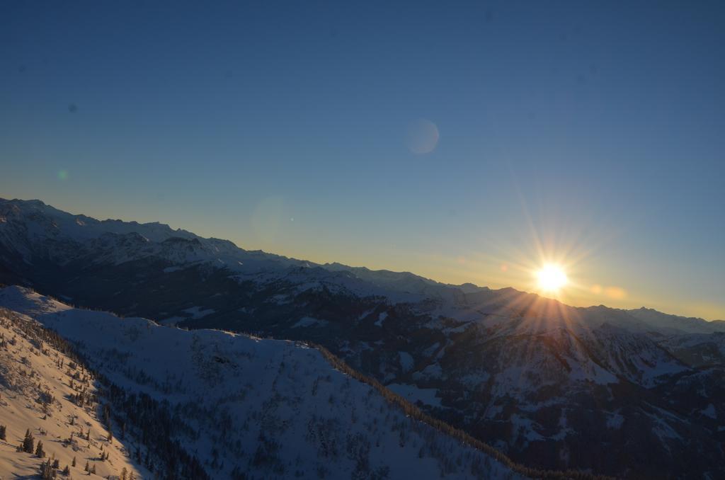 Haus Dachstein Schnitzer Hotel อีเบิน อิม พอนเกา ภายนอก รูปภาพ